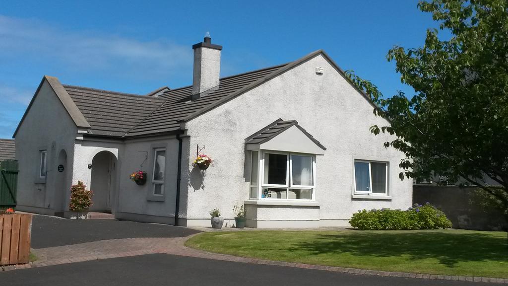 Tranquility Portstewart Villa ภายนอก รูปภาพ